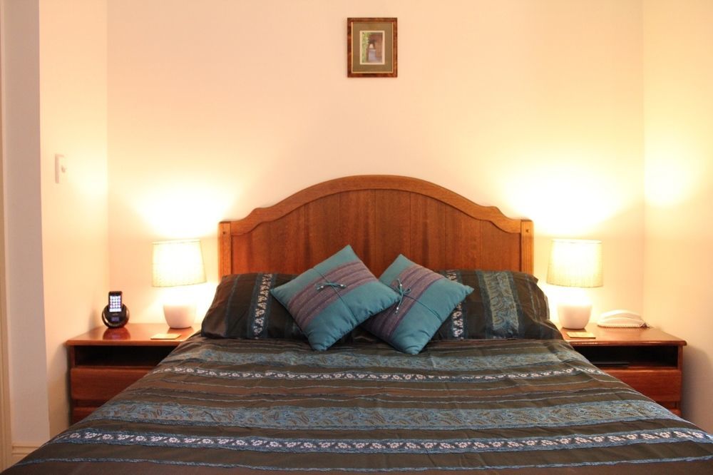Ruskin House Hotel Byron Bay Exterior foto